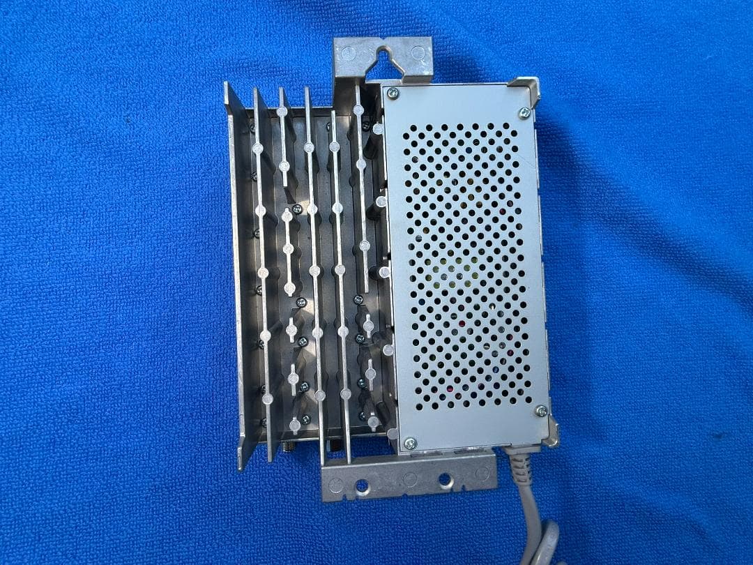 4K8K対応！本気の超高性能10BCAW40S UHF対応！TVブースタ-