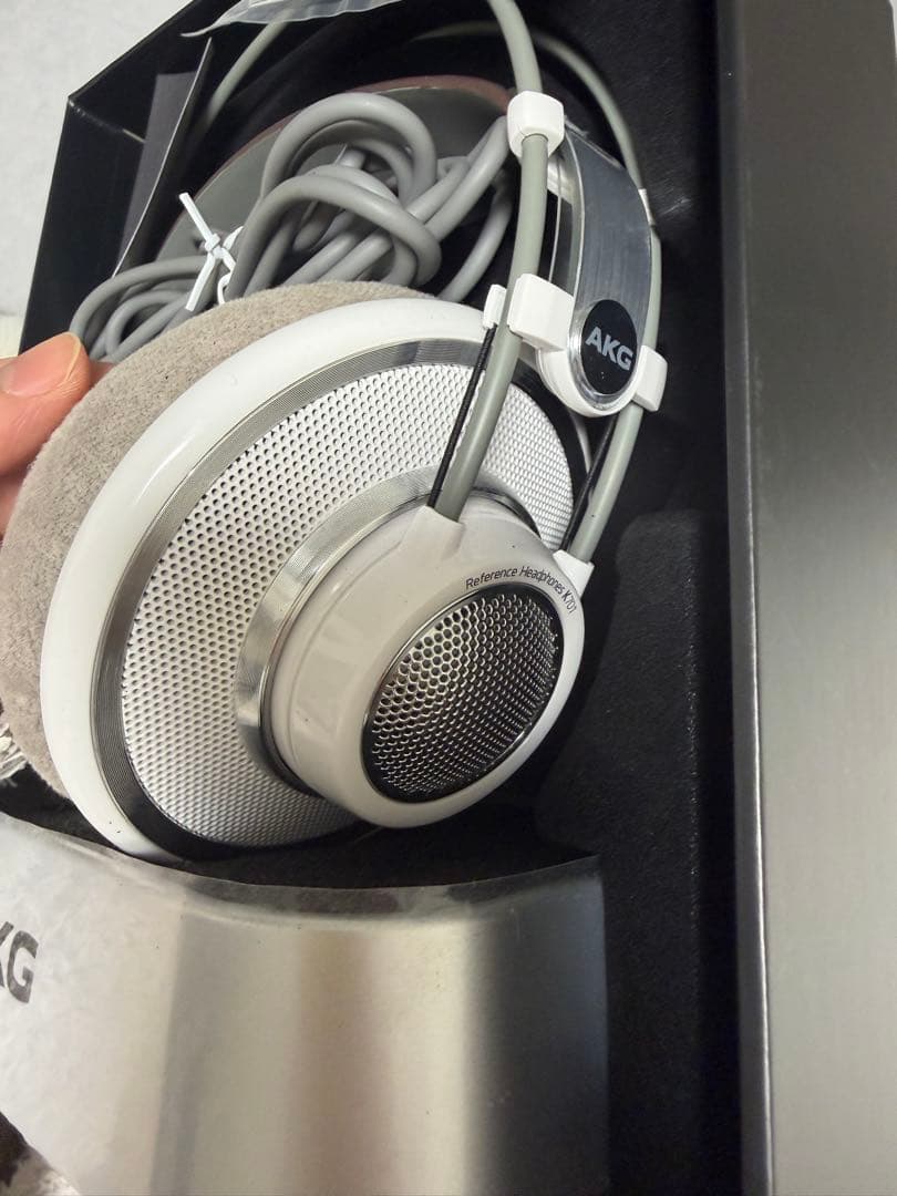 AKG K701-Y3-E ヘッドフォン メーカー保証付き