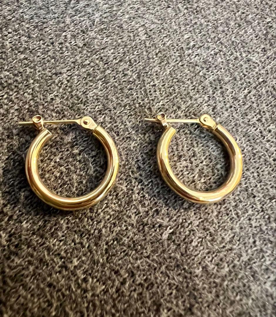 最後のお値下げ‼️ユニセックス18金ゴールド フープピアス 2x15