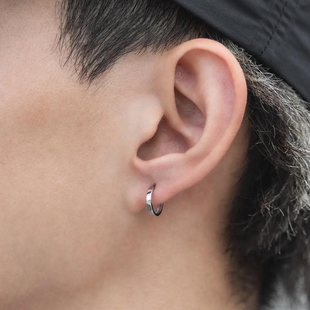 AVALANCHE 10Kホワイトゴールド ピアス 11mm 両耳 フープピアス