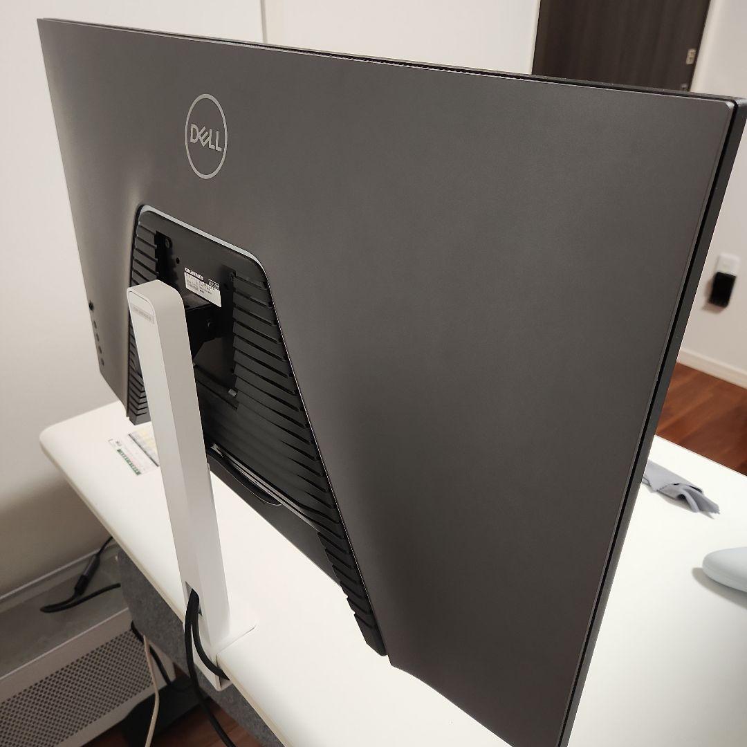 DELL　G3223Q　スタンドなし