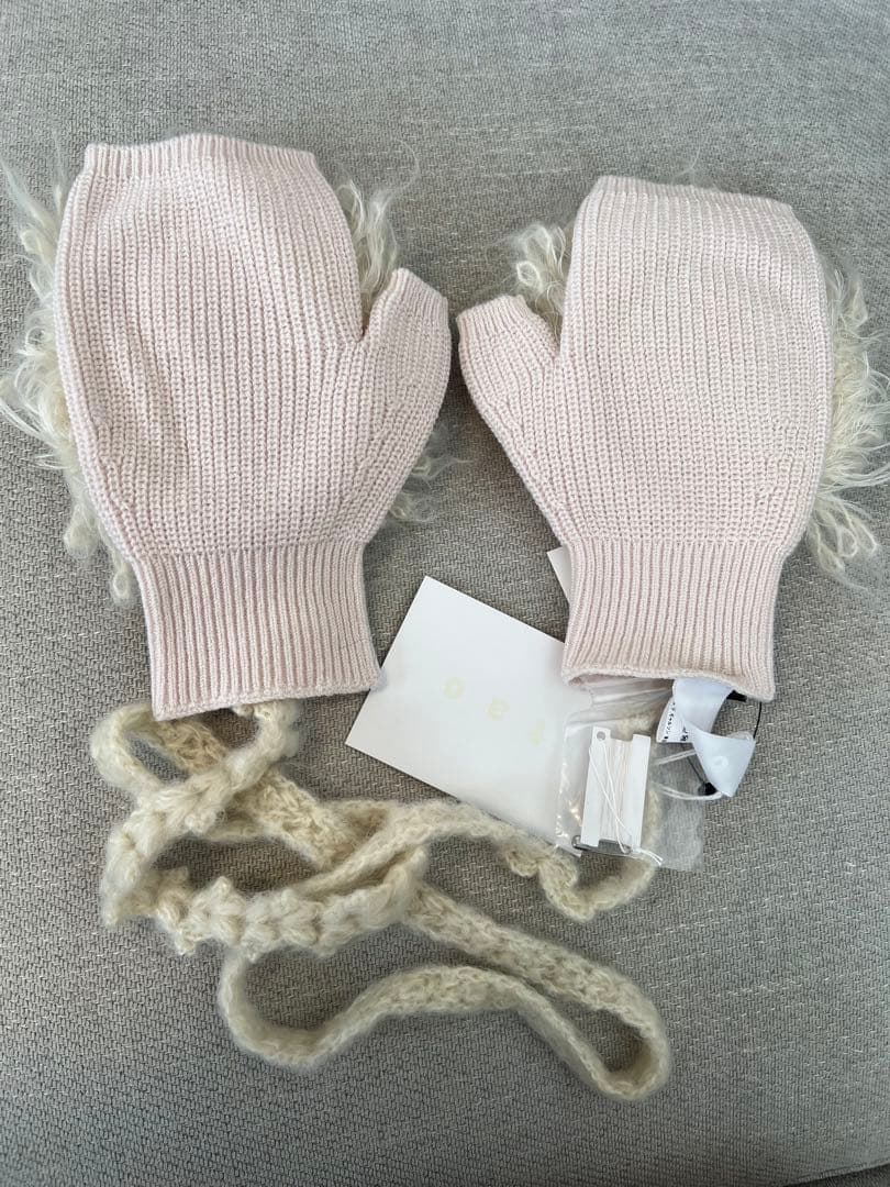 tao comme des garcons タオ　コムデギャルソン　手袋