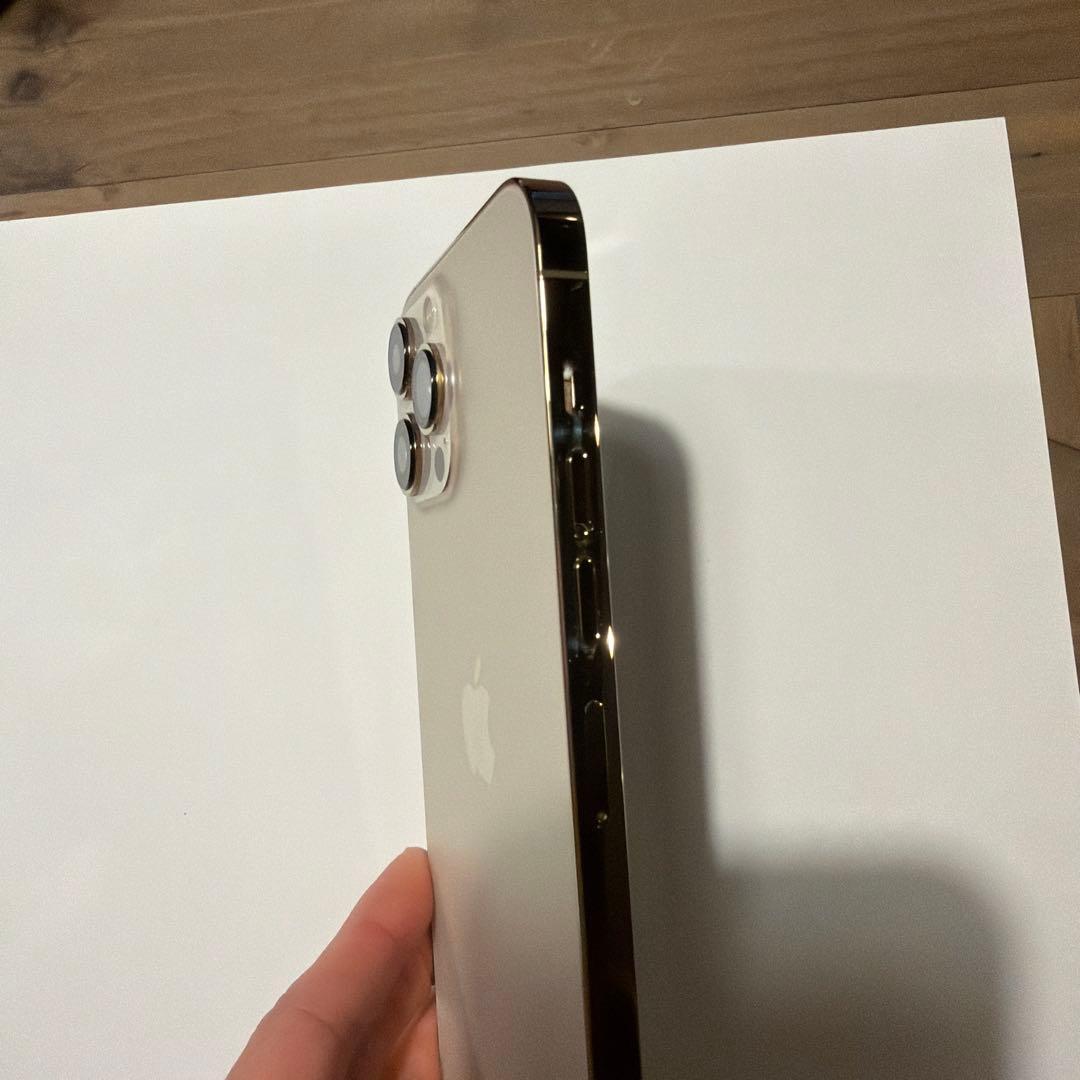 iPhone13 ProMax 256GB ゴールド SIMロックなし 美品