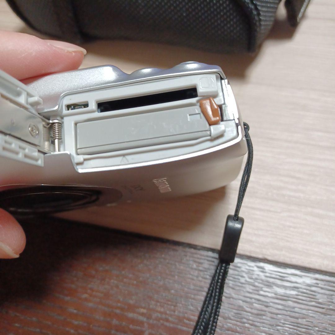 Canon IXY DIGITAL 3000 IS 本体