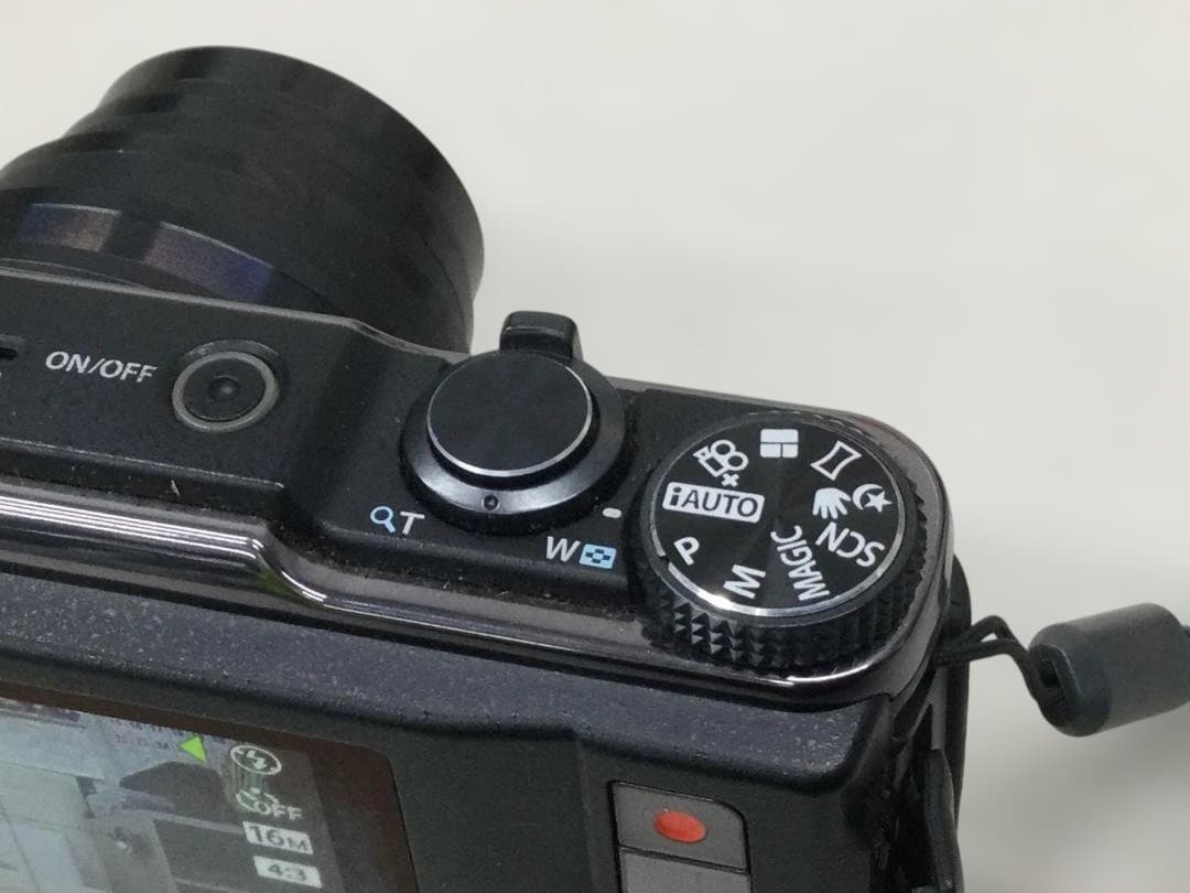 OLYMPUS STYLUS sh-60 オリンパス コンパクトデジタルカメラ