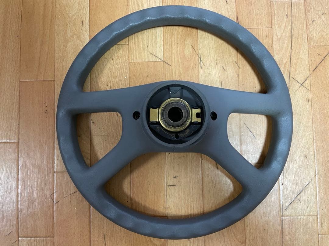 1995年頃？FIAT PANDA 純正ハンドル