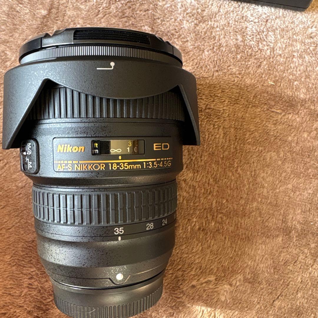 Nikon デジタル一眼レフカメラとレンズセット