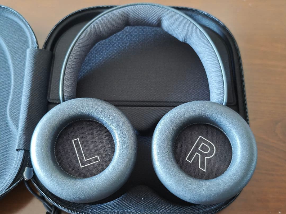 BANG & OLUFSEN BEOPLAY HXワイヤレスヘッドホン