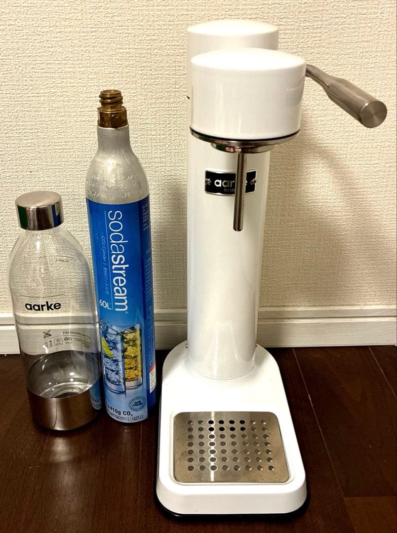 Aarke カーボネーター3 ホワイト 本体及びボトル１本