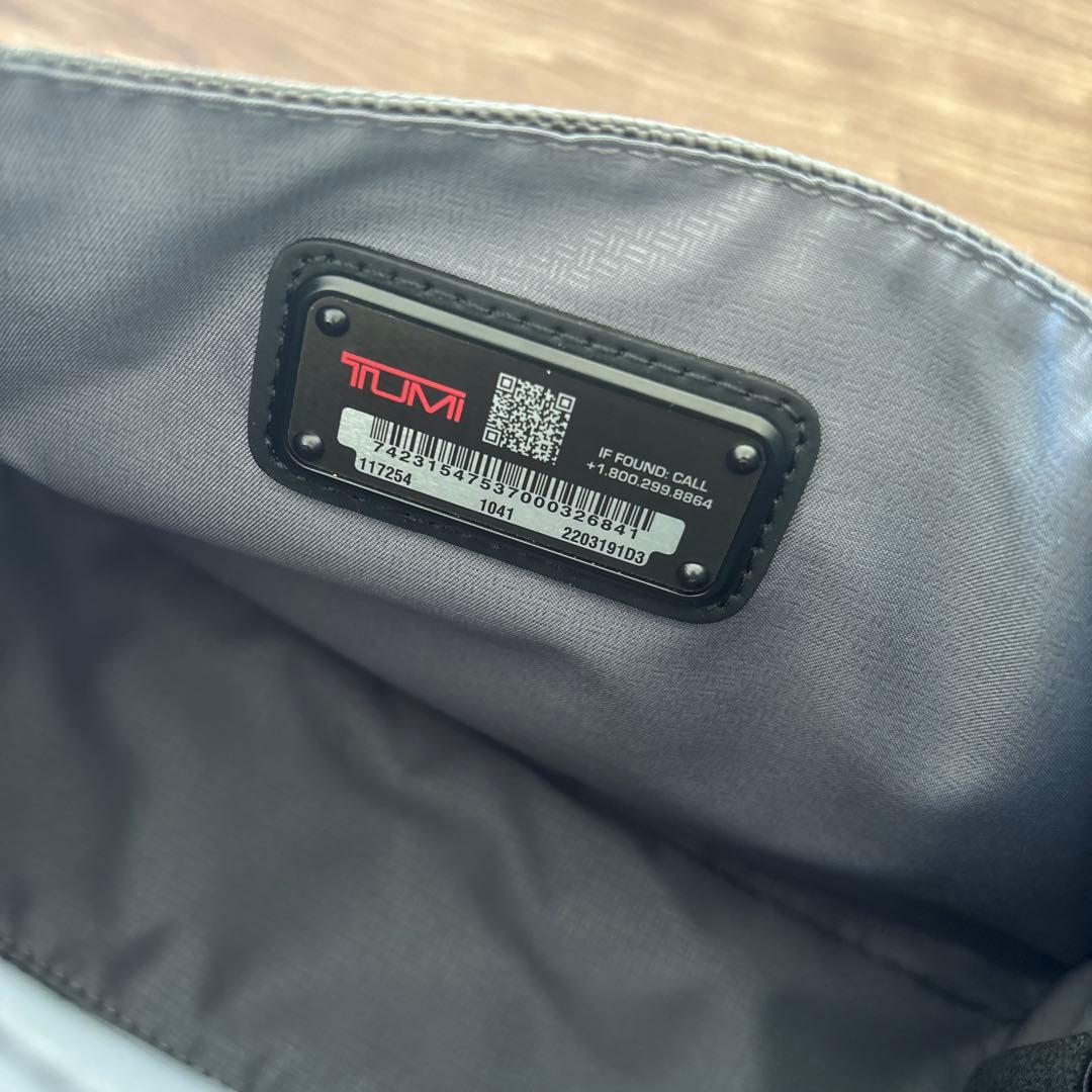 TUMI ポーチ　ALPHA 3 ハンギング トラベル キット ブラック