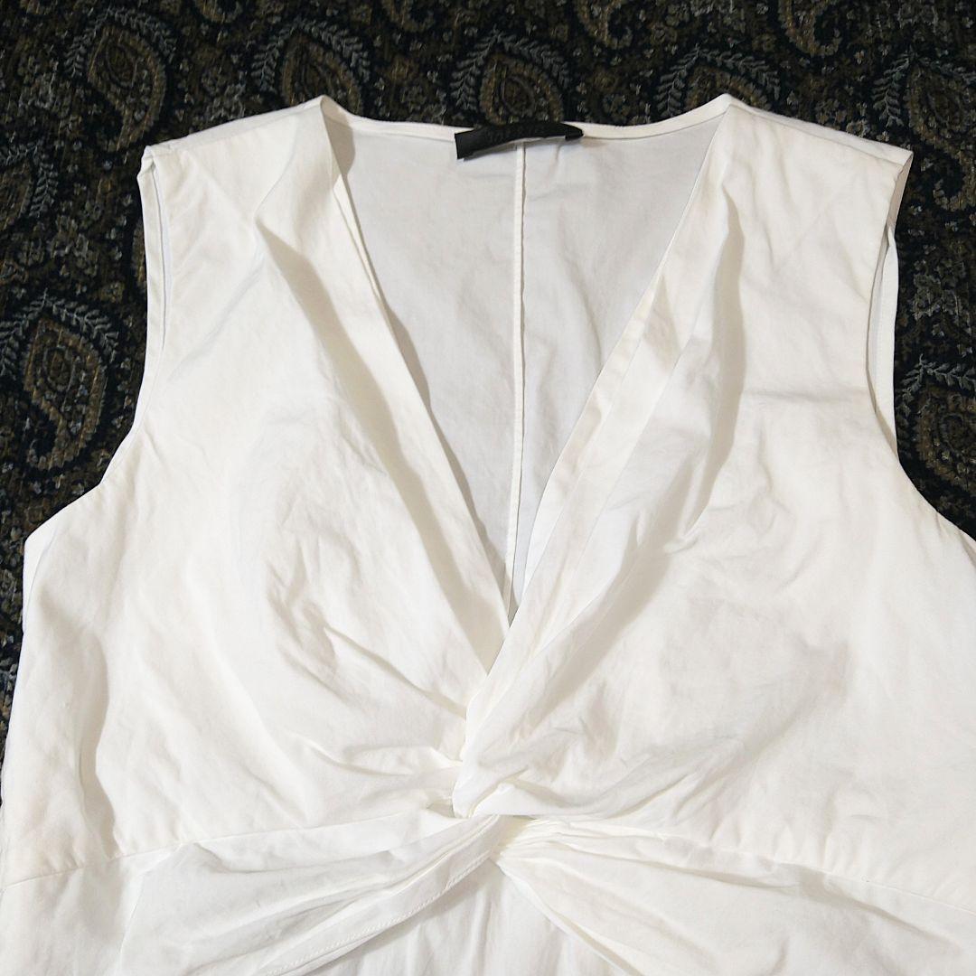 ホワイト ノースリーブ チュニック ツイストデザイン