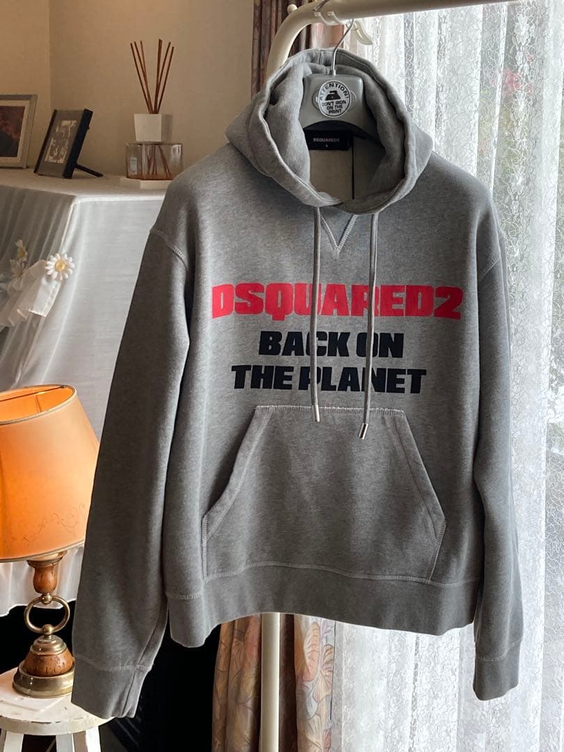 DSQUARED2 新品未使用タグ付 cottonパーカーレディース&メンズ対応