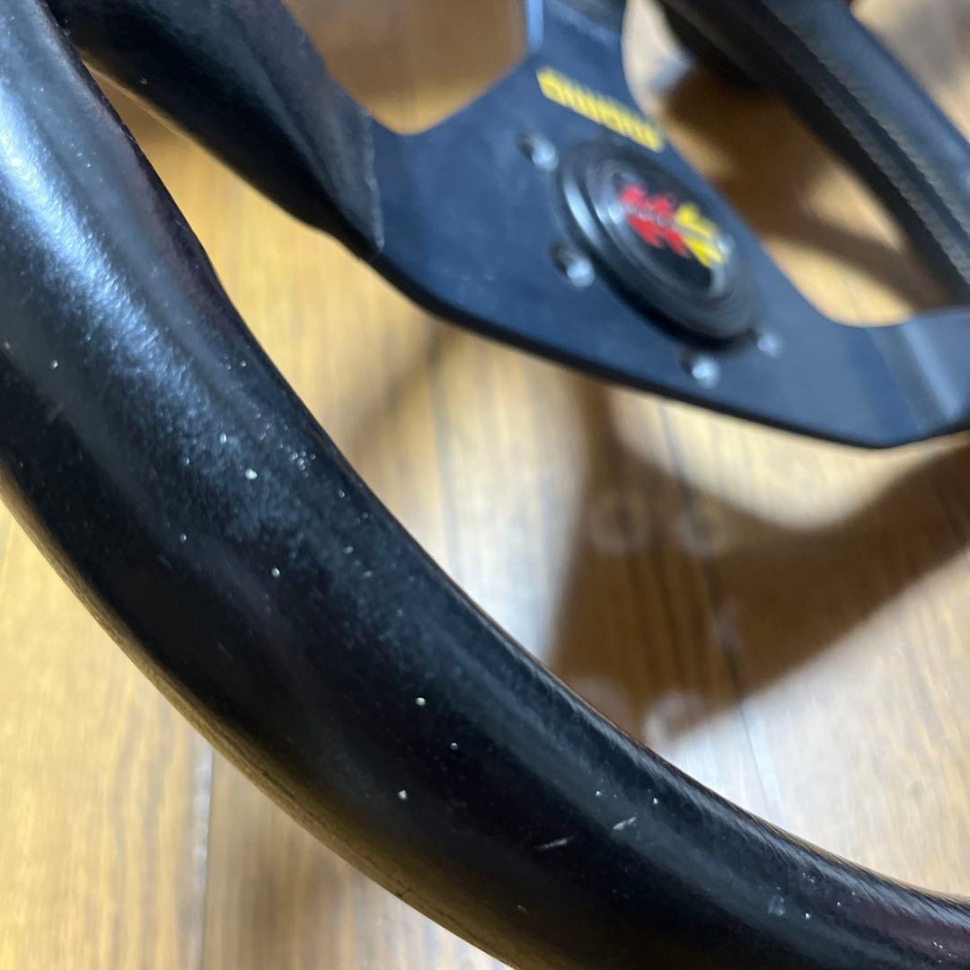 MOMO ステアリングホイール 1989年モデル