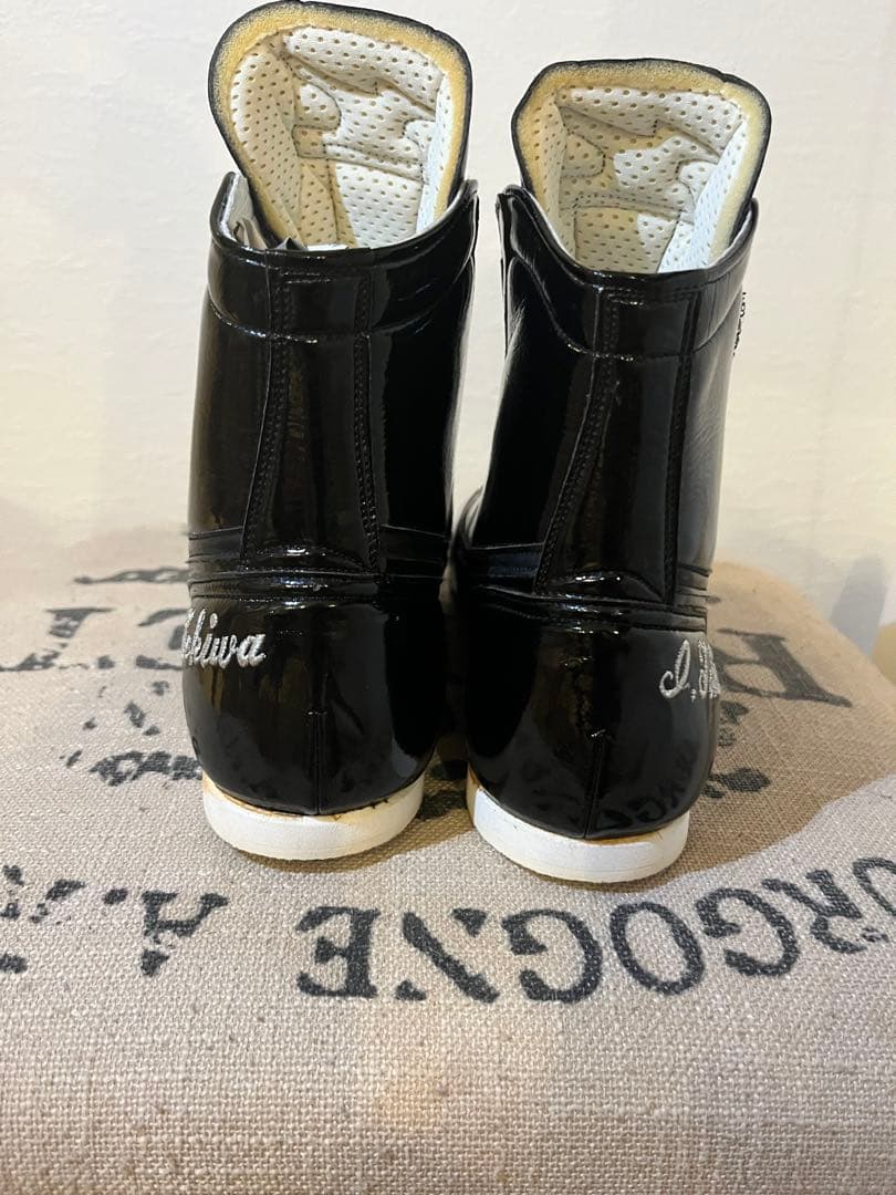 【美品】Mizuno ボクシングシューズ ブラック/ゴールド　ミズノ