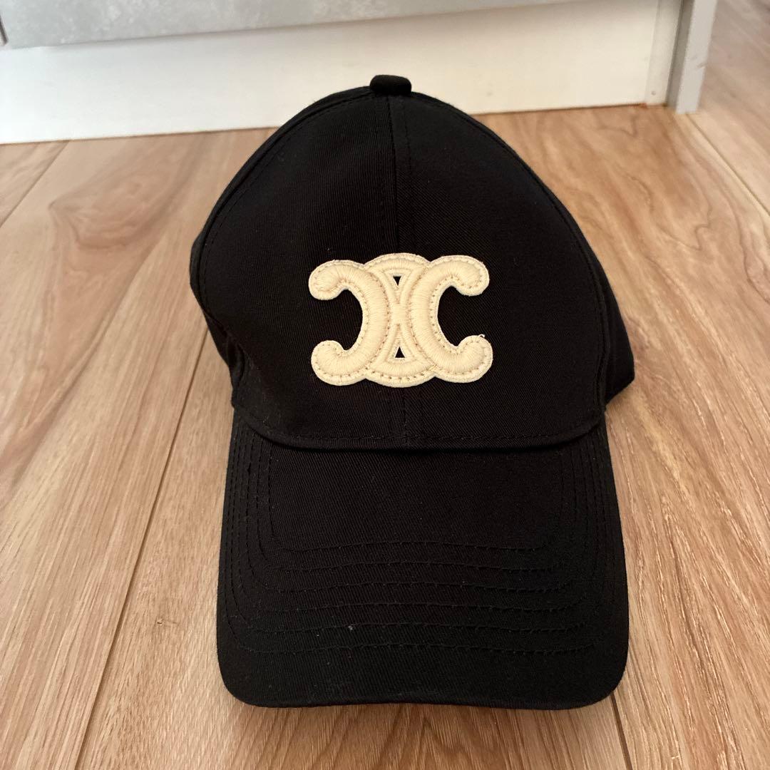 CELINE ブラックキャップ ロゴ刺繍