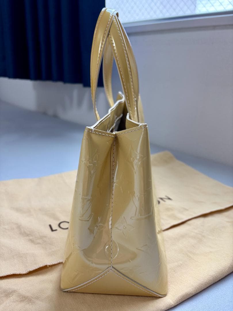 ルイヴィトン Louis Vuitton バッグ ヴェルニ ウィルシャーPM