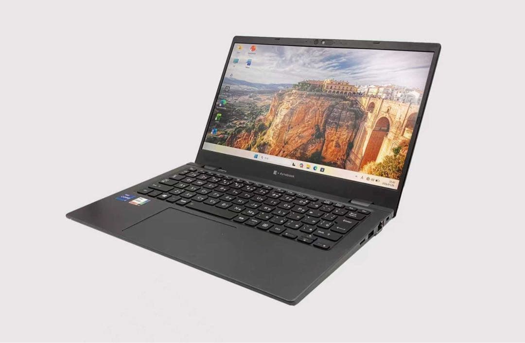 G83/i7第十一世代メモリ16GB・爆速SSD 512GB