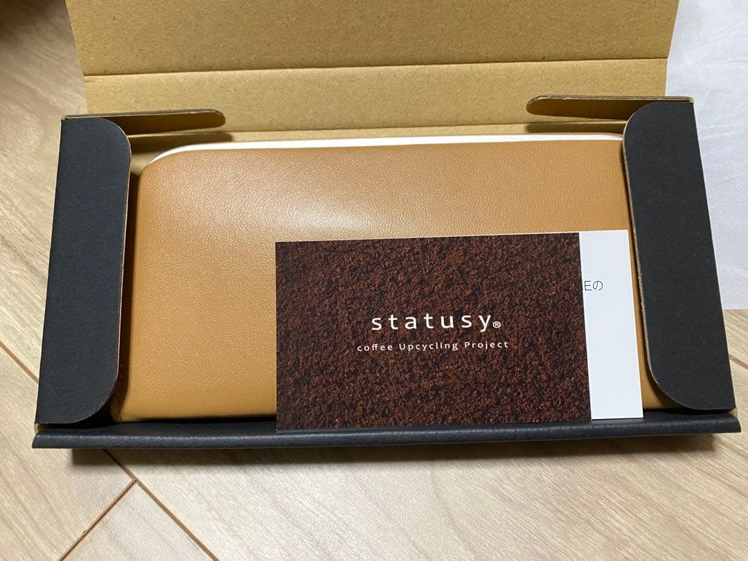 し*ま様 STATUSY（ステータシー）コーヒー豆から出来た財布ヴーガンレザー