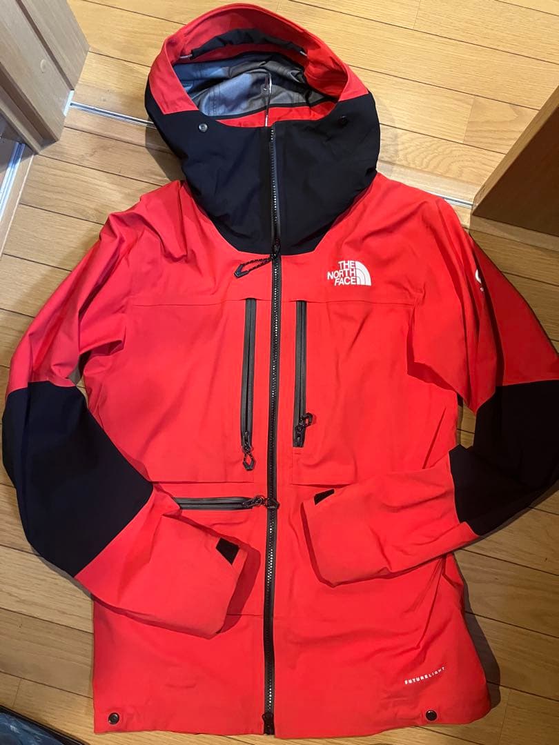 THE NORTH FACE FUTURELIGHT ジャケット