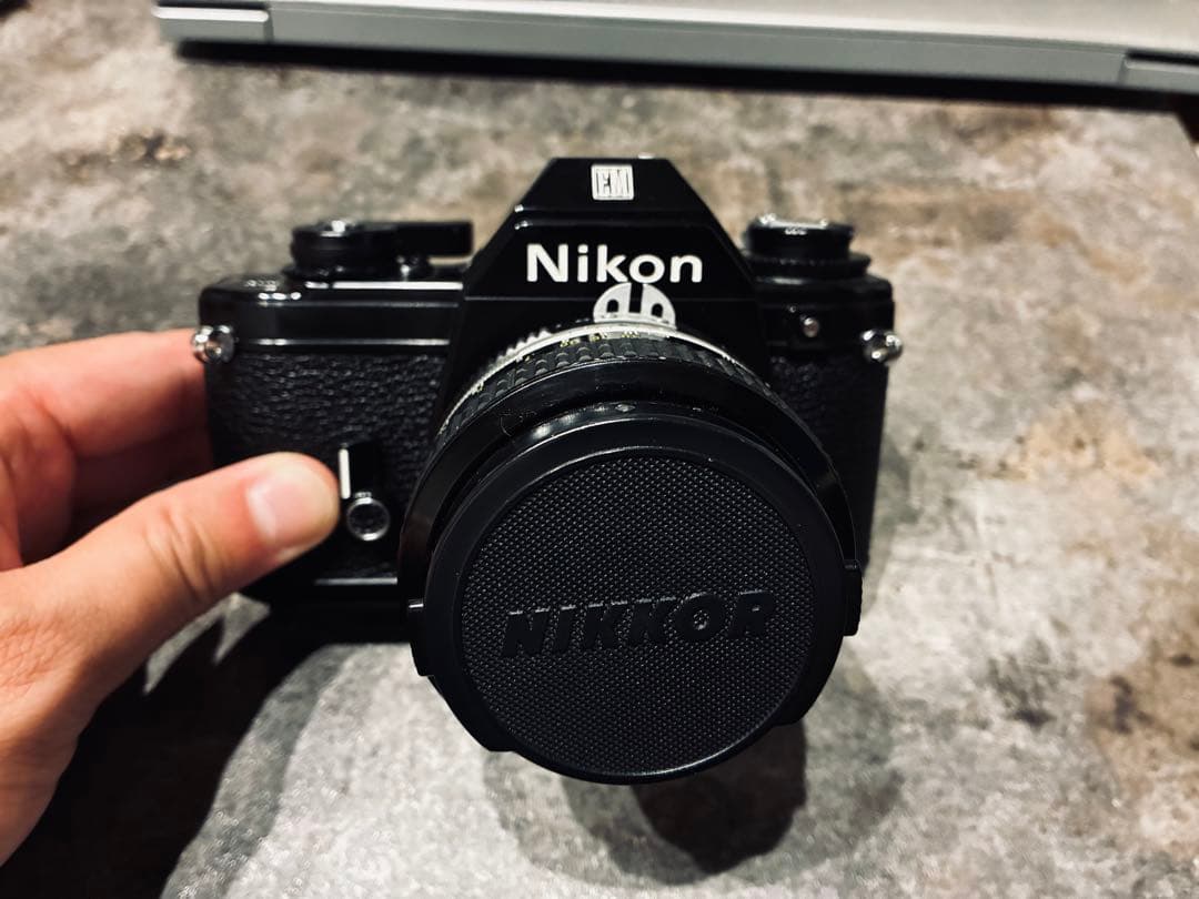 Nikon EM 一眼レフカメラ Nikkor 50mm f/1.4