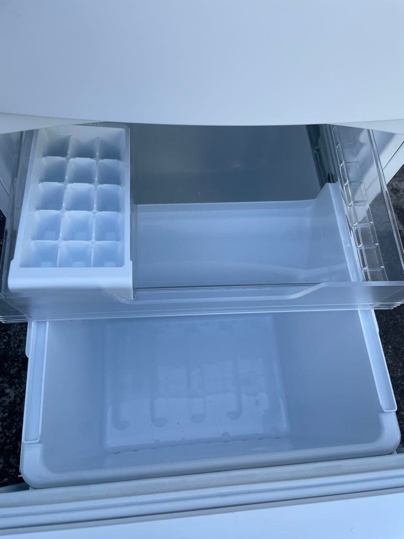 2023年製TOSHIBA 冷蔵庫 ホワイト