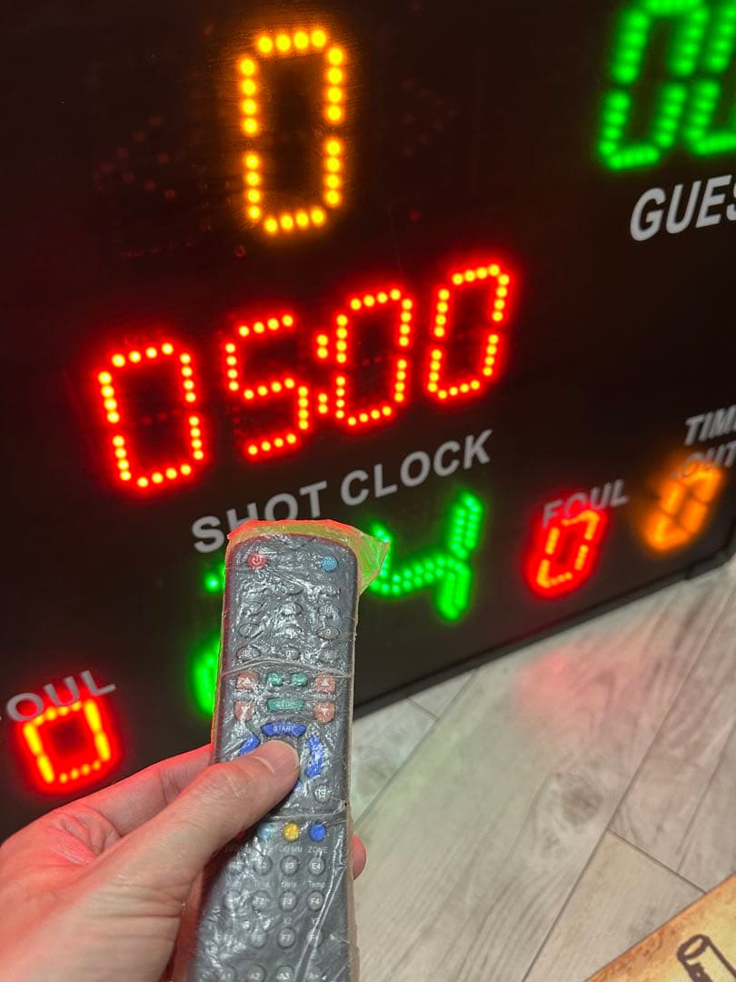 Cheetie バスケットボール スコアボード ショットクロック付き 24&14