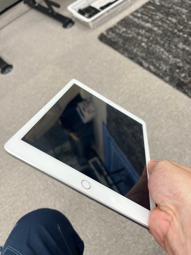 Apple iPad第7世代32Gb Bypass バイパス品　バッテリー99%