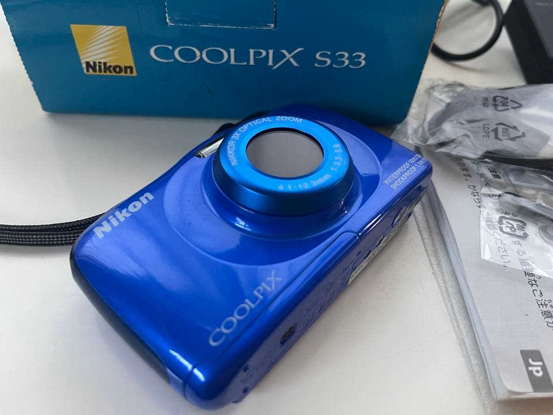 Nikon COOLPIX S33 青色 本体　動作確認済