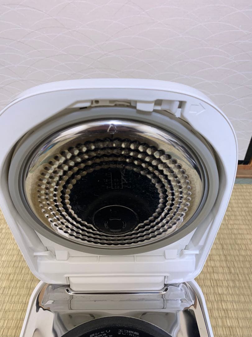 Panasonic IHジャー炊飯器 おどり炊きSR-HX108 5.5合