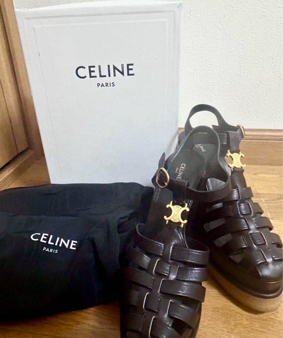 CELINE トリオンフ レザー ウェッジソール サンダル
