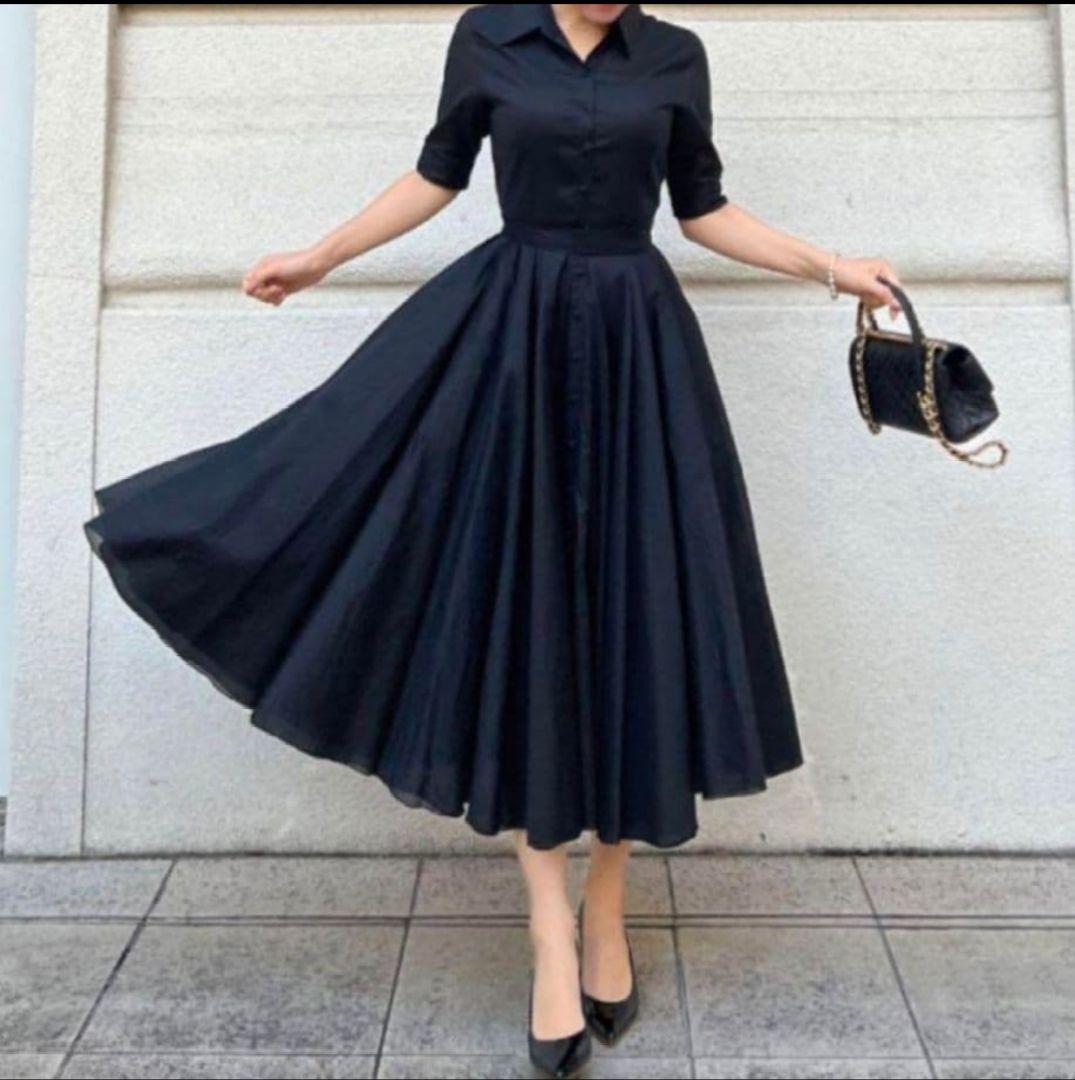 JENNE ジェンヌ　オードリールックエアリーワンピース フレア M ネイビー