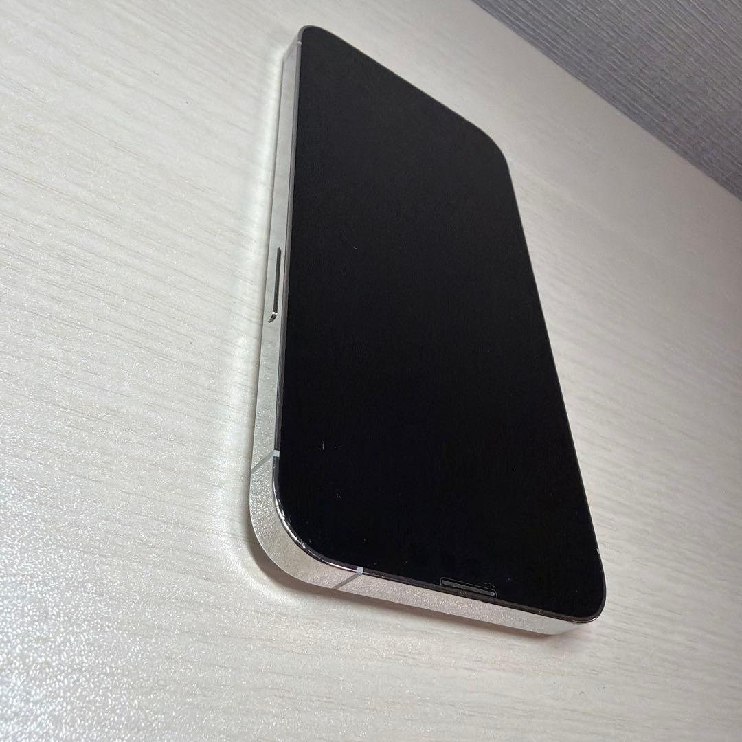 iPhone 13 Pro 256GB シルバー SIMフリー カメラ注意あり