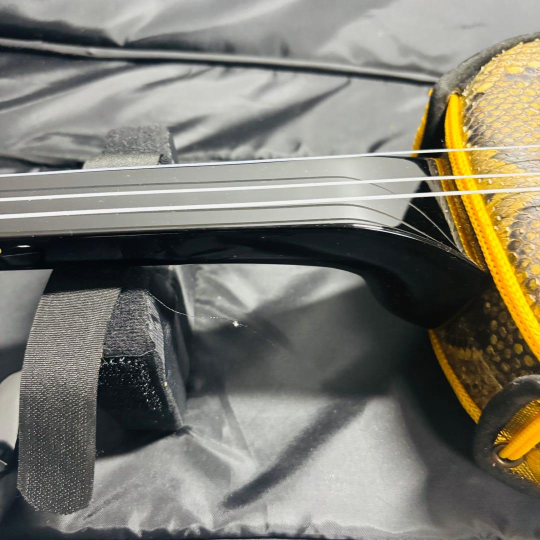 【美品】沖縄 三線 本蛇皮 三味線 ケース付き 初心者 入門