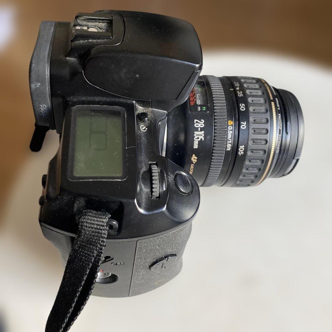 ブラック 一眼レフカメラ 28-105mmレンズ付き