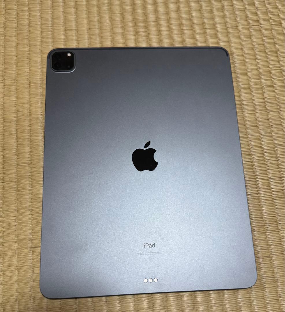 iPad Pro 12.9インチ 第5世代 （FHNF3J/A)