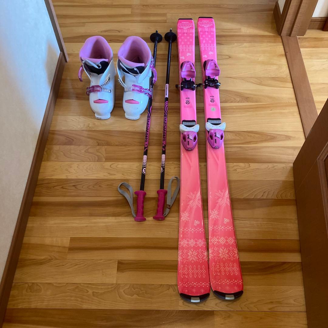 スキー板　スキーブーツ　スキー