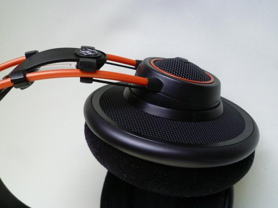 ヘッドホン AKG K712 Pro