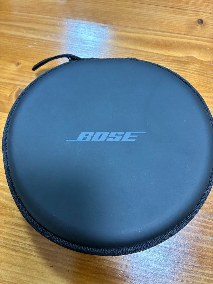 Bose QuietControl 30 ワイヤレスヘッドホン