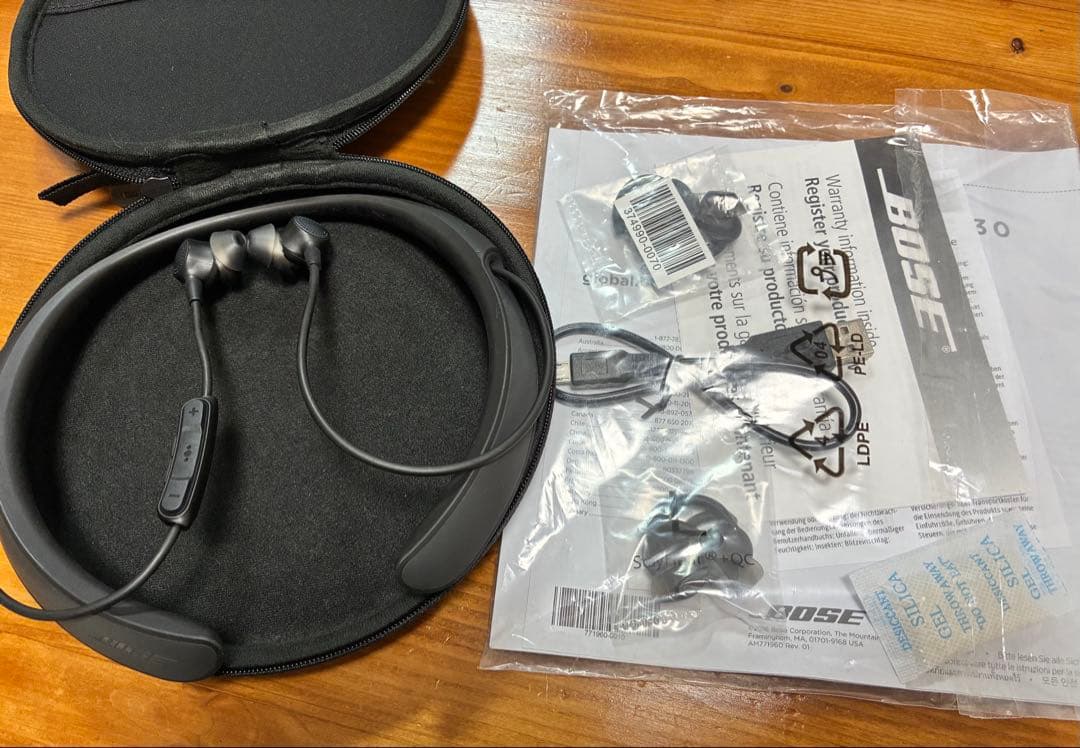 Bose QuietControl 30 ワイヤレスヘッドホン