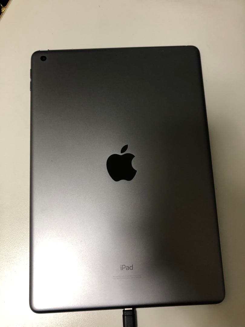 iPad (第7世代) スペースグレー 32GB Wi-Fi