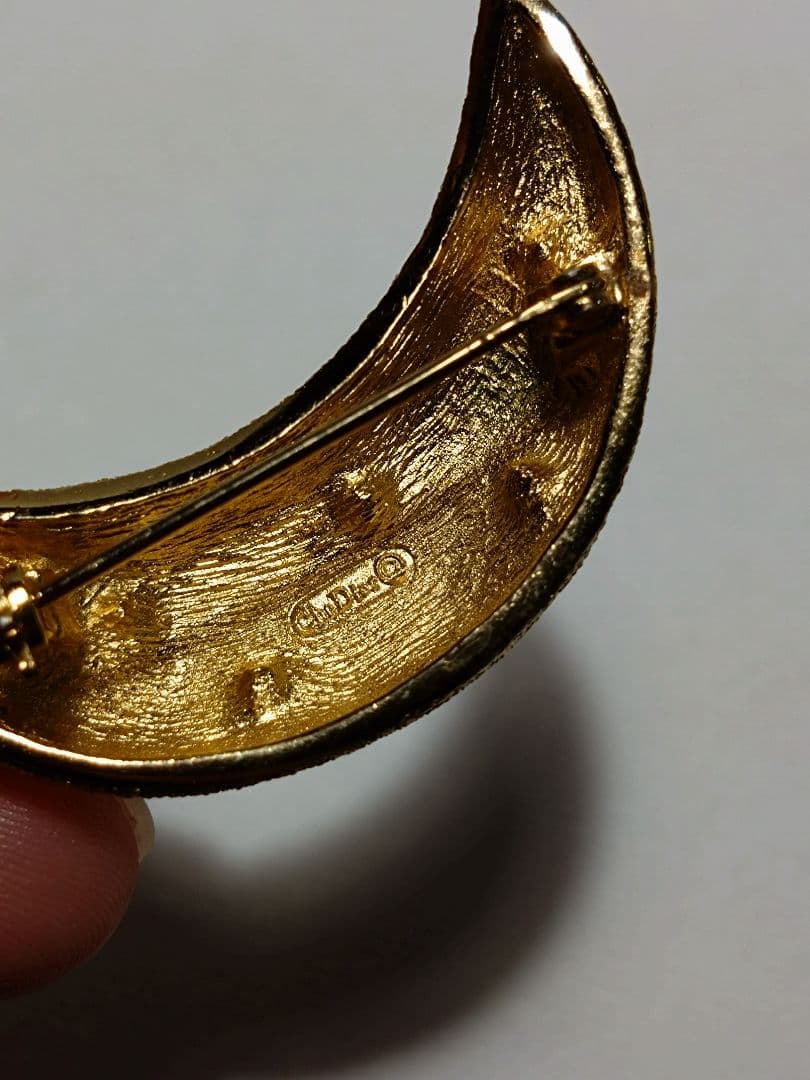 ChristianDior　ディオール　ストーン 三日月　ブローチ　ゴールド