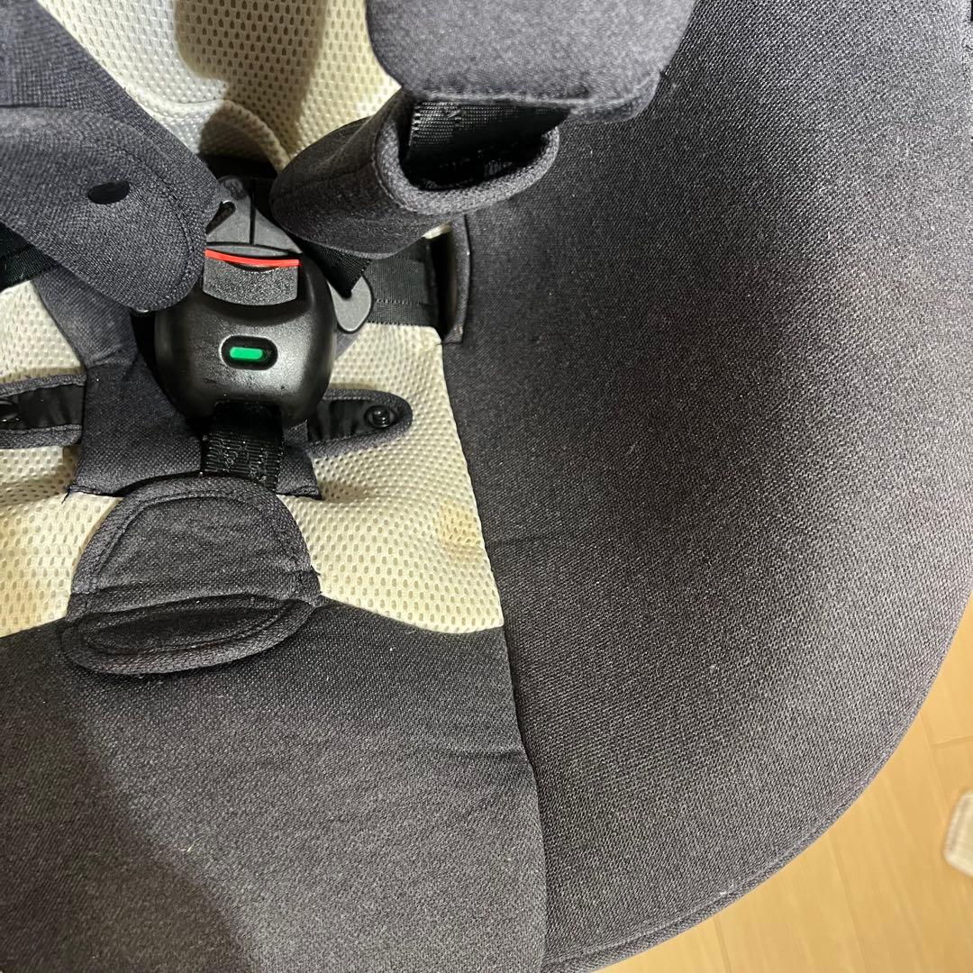 エールべべ クルット5i ブラックラテ ISO-FIX 回転式 良品