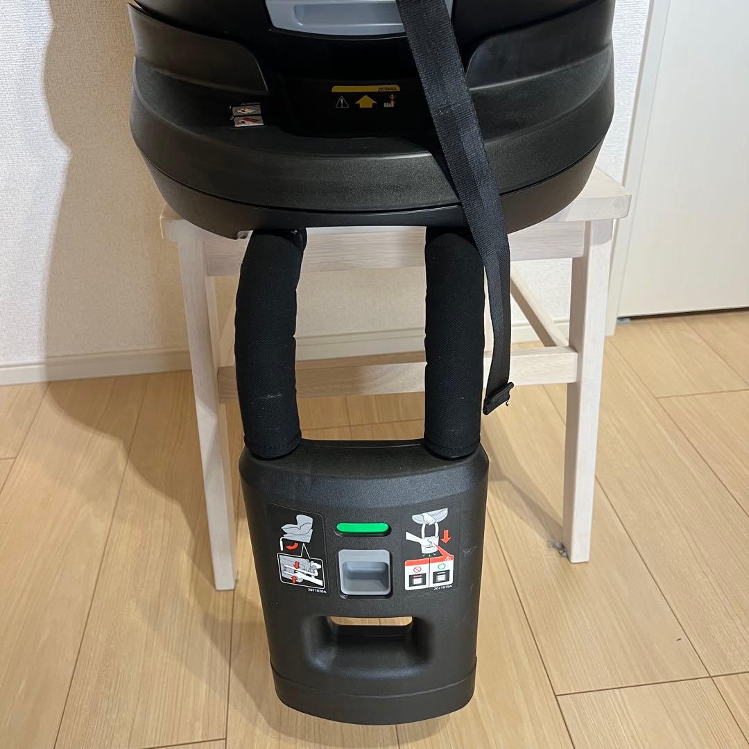 エールべべ クルット5i ブラックラテ ISO-FIX 回転式 良品