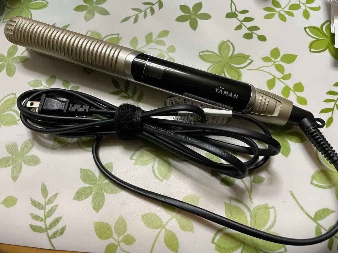 美品　YA-MAN スムースアイロンフォトイオンプラス