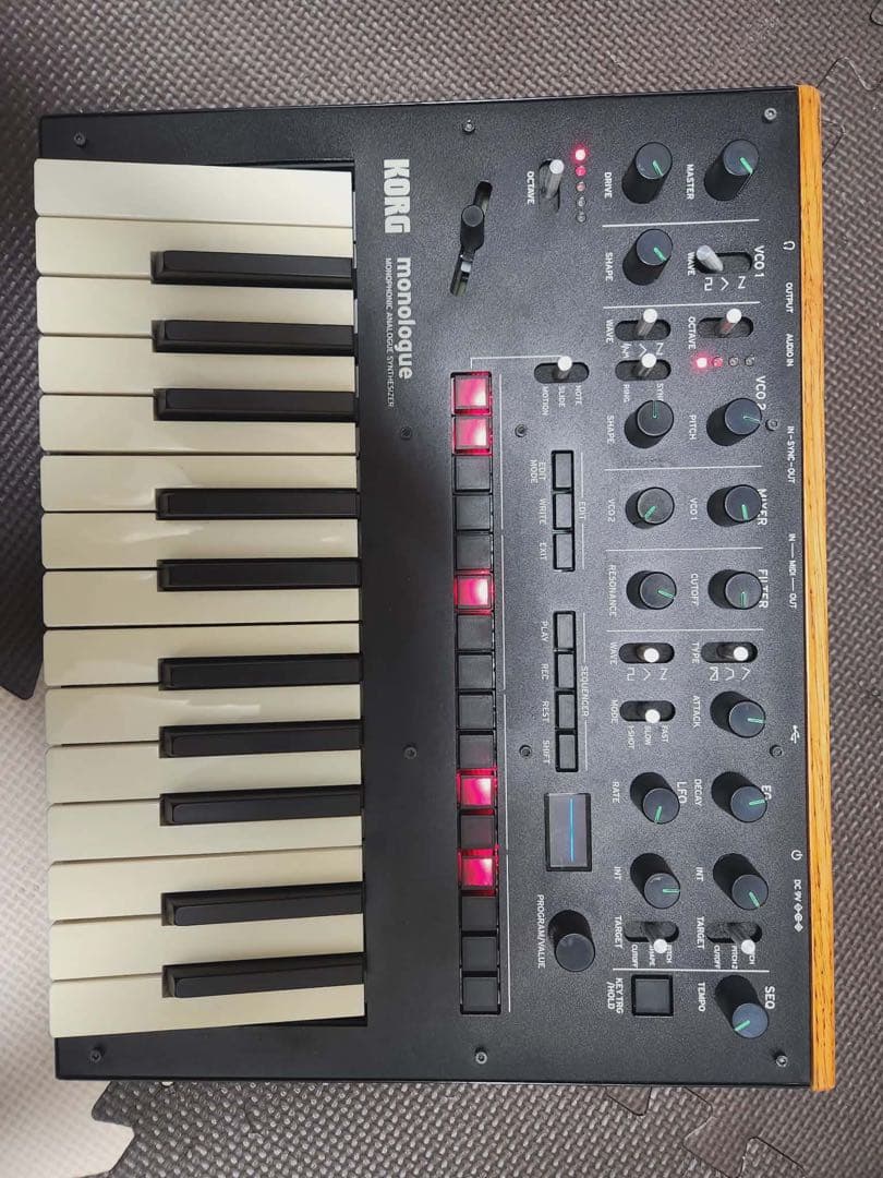 鍵盤楽器 KORG monologe
