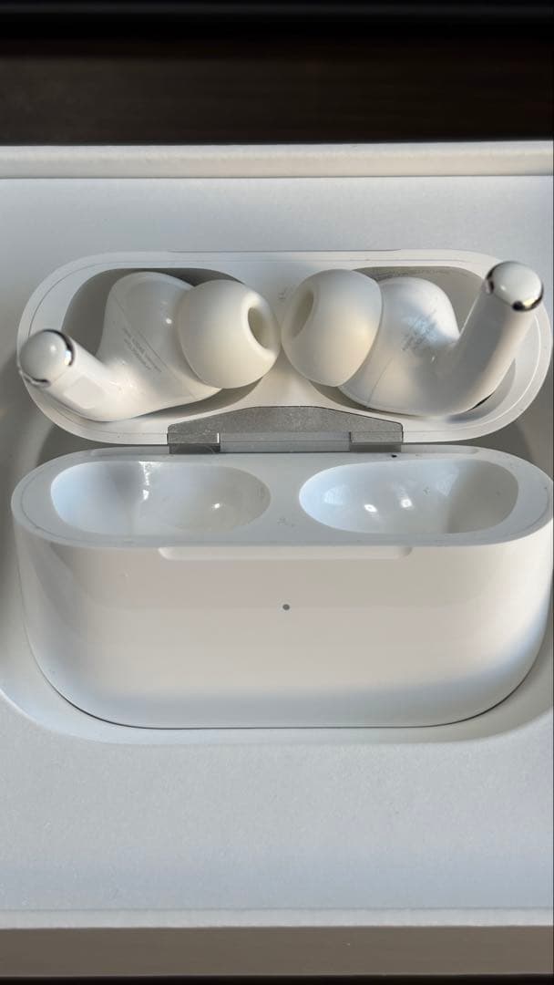 箱なし発送★AirPods Pro 2 MagSafe充電ケース(USB-C)