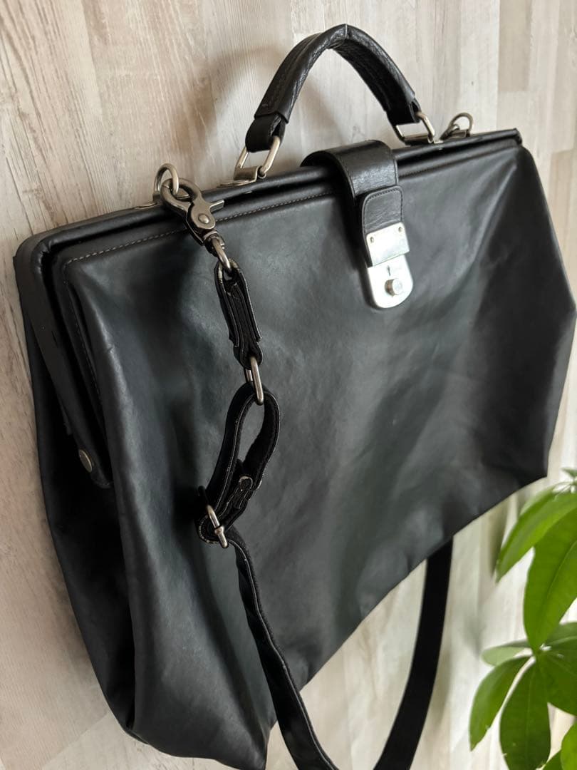 ジャンポール・ゴルチエ　グラッドストンバッグ ドクターバッグ 口金式 合皮