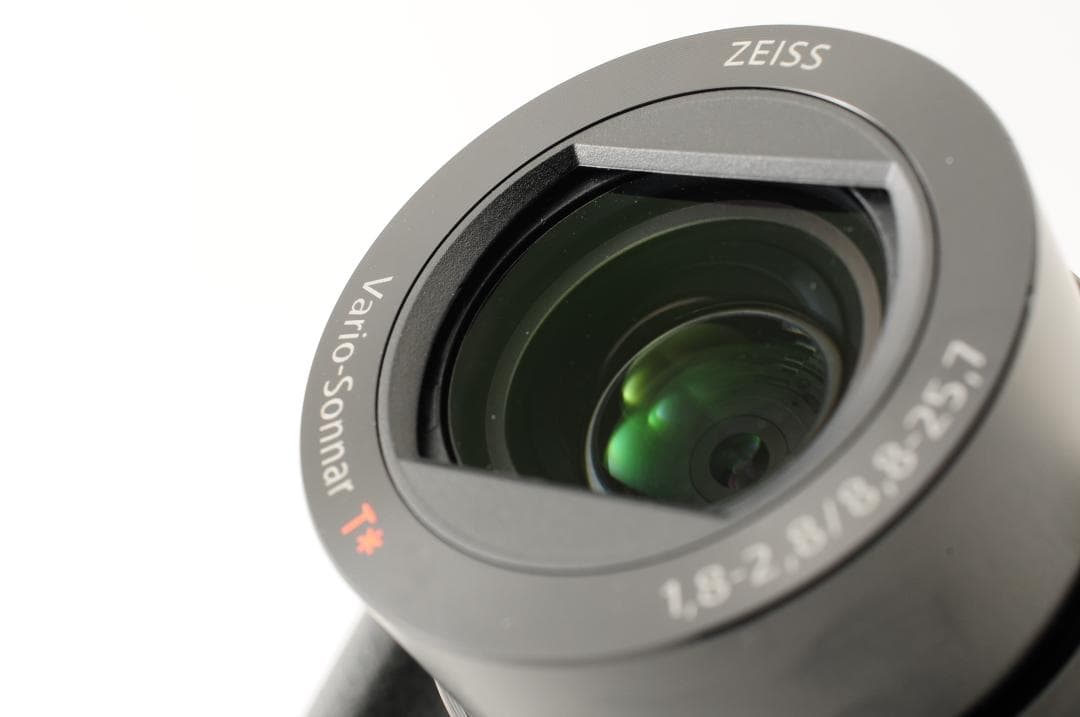 デジタルカメラ Sony Cyber-Shot DSC-RX100M5 Kazu0719