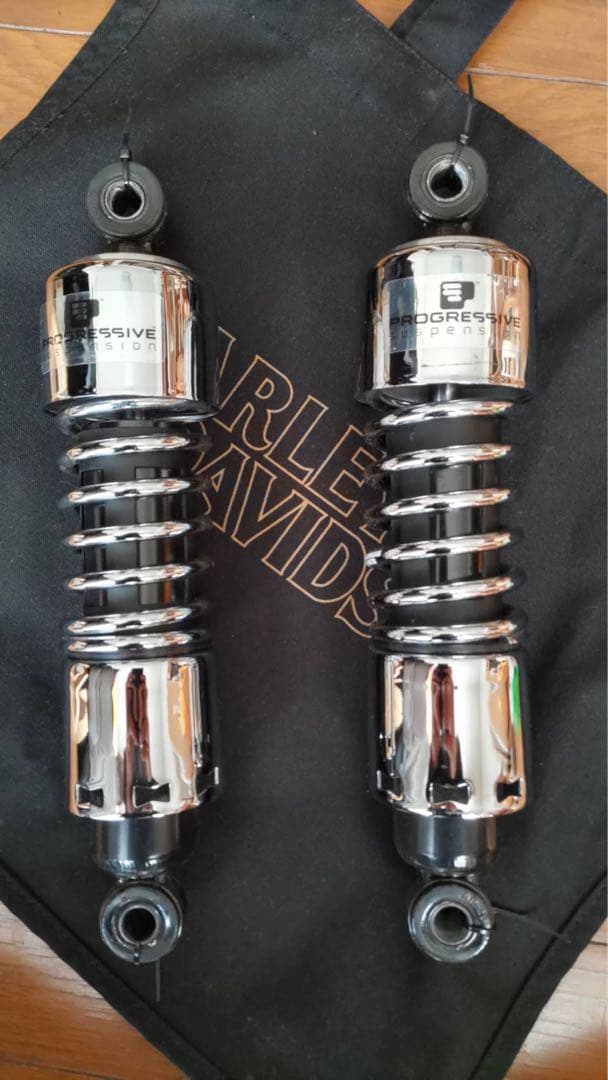 こたは　ハーレーダビッドソン リアサスペンション　プログレッシブ