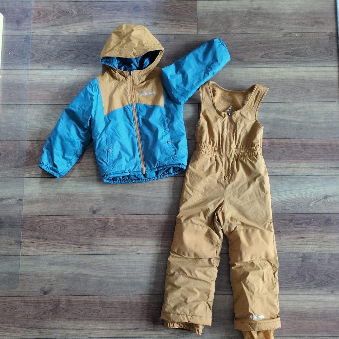 【美品】Columbia 子供リバーシブルスキーウェア xxsサイズ